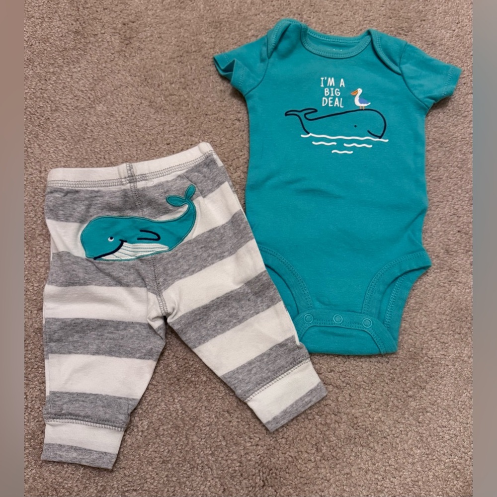 Carter's Baby Onesie & Pants with Whale Design 🐳 3m